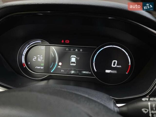 Синий Киа Niro, объемом двигателя 0 л и пробегом 138 тыс. км за 18799 $, фото 39 на Automoto.ua