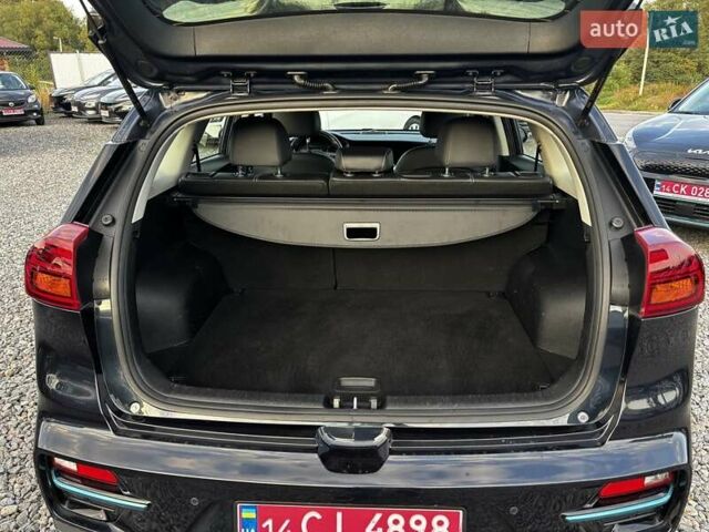 Синій Кіа Niro, об'ємом двигуна 0 л та пробігом 112 тис. км за 18800 $, фото 13 на Automoto.ua