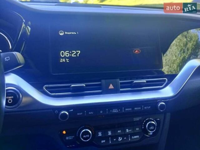 Синий Киа Niro, объемом двигателя 0 л и пробегом 101 тыс. км за 20950 $, фото 40 на Automoto.ua