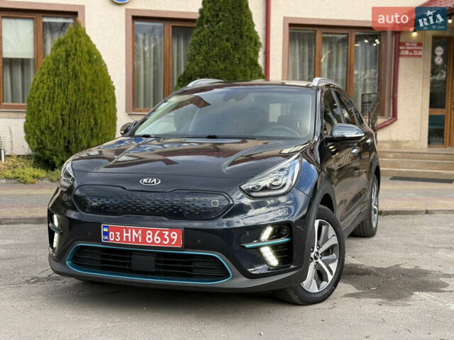 Синій Кіа Niro, об'ємом двигуна 0 л та пробігом 136 тис. км за 19350 $, фото 4 на Automoto.ua