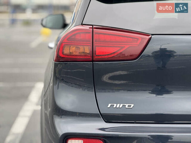 Синий Киа Niro, объемом двигателя 0 л и пробегом 147 тыс. км за 19500 $, фото 17 на Automoto.ua