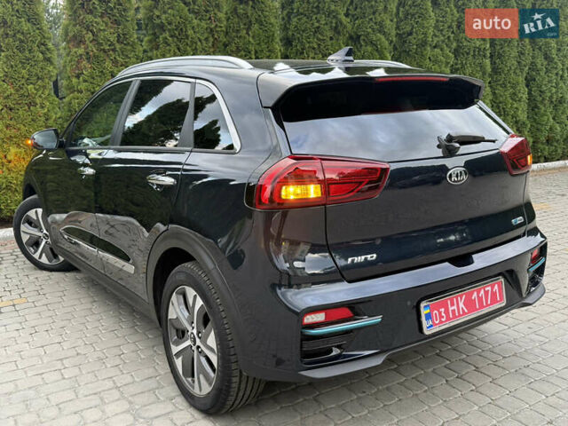 Синий Киа Niro, объемом двигателя 0 л и пробегом 88 тыс. км за 20999 $, фото 17 на Automoto.ua