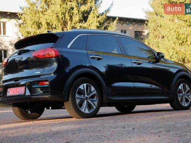 Синий Киа Niro, объемом двигателя 0 л и пробегом 125 тыс. км за 18950 $, фото 21 на Automoto.ua