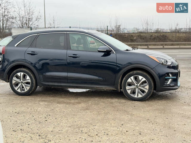 Синій Кіа Niro, об'ємом двигуна 0 л та пробігом 67 тис. км за 19000 $, фото 10 на Automoto.ua