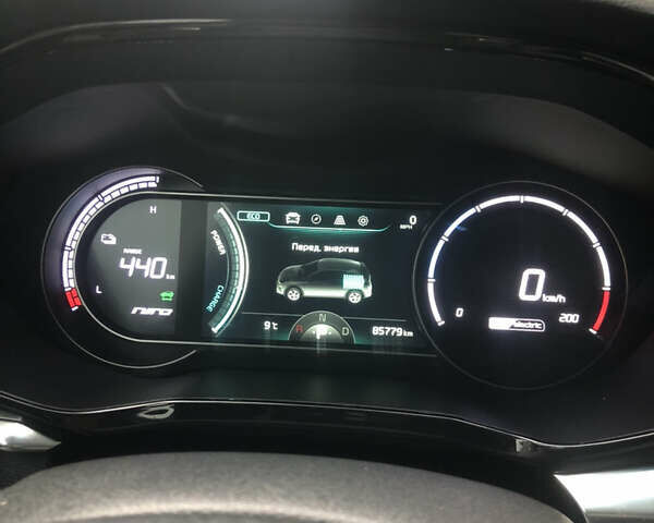 Синій Кіа Niro, об'ємом двигуна 0 л та пробігом 85 тис. км за 21850 $, фото 79 на Automoto.ua