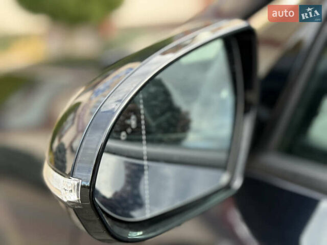 Синій Кіа Niro, об'ємом двигуна 0 л та пробігом 136 тис. км за 19350 $, фото 27 на Automoto.ua