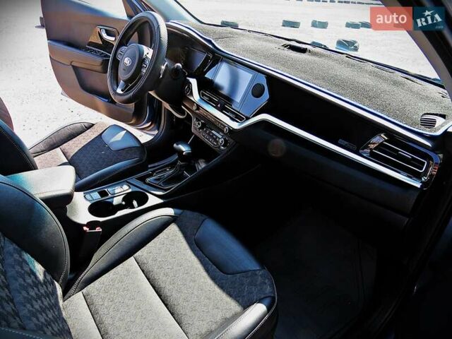 Синій Кіа Niro, об'ємом двигуна 1.58 л та пробігом 35 тис. км за 23900 $, фото 20 на Automoto.ua