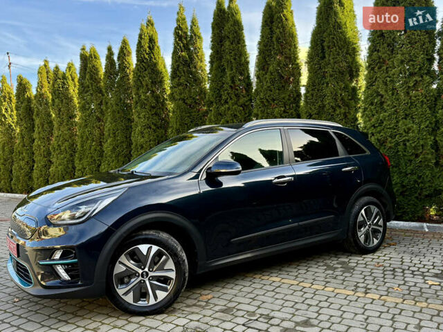Синій Кіа Niro, об'ємом двигуна 0 л та пробігом 82 тис. км за 19999 $, фото 3 на Automoto.ua