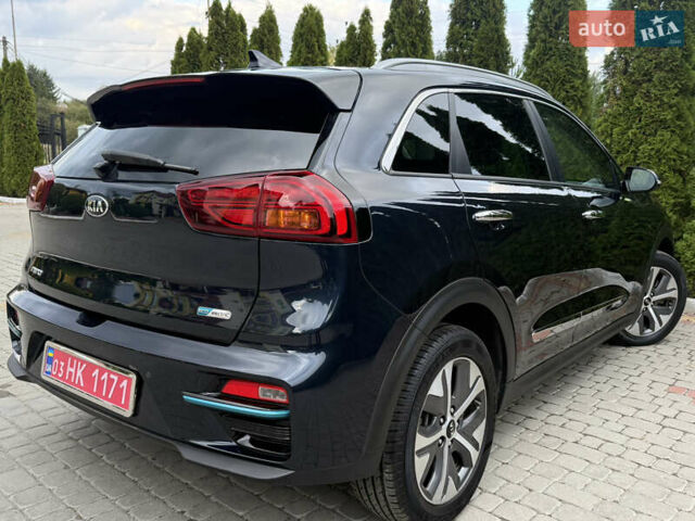 Синий Киа Niro, объемом двигателя 0 л и пробегом 88 тыс. км за 20999 $, фото 14 на Automoto.ua
