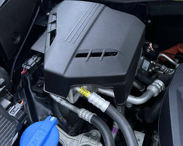 Синій Кіа Niro, об'ємом двигуна 0 л та пробігом 112 тис. км за 20800 $, фото 6 на Automoto.ua