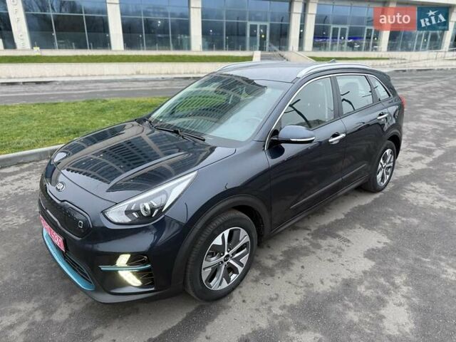 Синій Кіа Niro, об'ємом двигуна 0 л та пробігом 138 тис. км за 18900 $, фото 2 на Automoto.ua