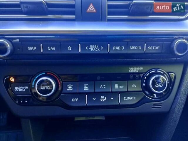 Синий Киа Niro, объемом двигателя 0 л и пробегом 101 тыс. км за 20950 $, фото 43 на Automoto.ua