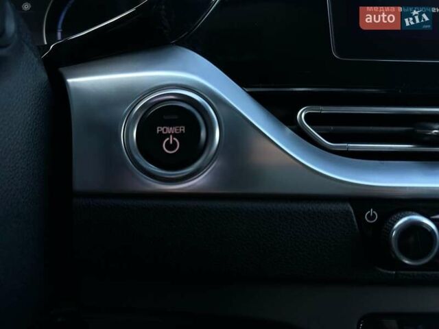 Синий Киа Niro, объемом двигателя 0 л и пробегом 53 тыс. км за 24900 $, фото 63 на Automoto.ua