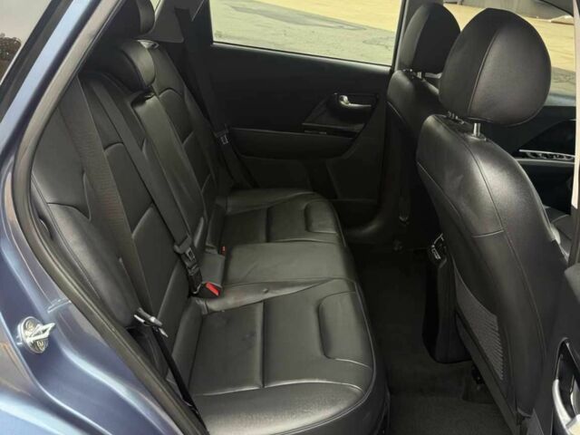 Синий Киа Niro, объемом двигателя 1.6 л и пробегом 16 тыс. км за 8100 $, фото 9 на Automoto.ua