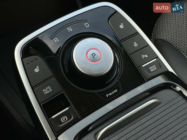 Синий Киа Niro, объемом двигателя 0 л и пробегом 77 тыс. км за 21606 $, фото 60 на Automoto.ua