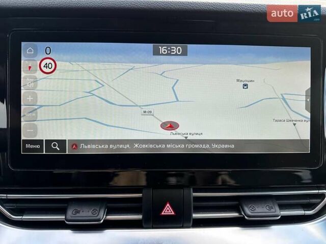 Синий Киа Niro, объемом двигателя 0 л и пробегом 75 тыс. км за 23200 $, фото 53 на Automoto.ua