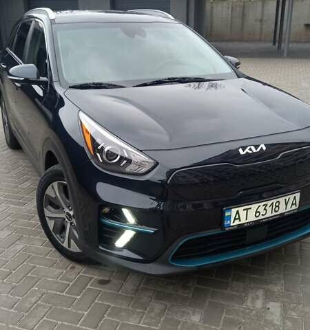 Синий Киа Niro, объемом двигателя 0 л и пробегом 60 тыс. км за 20300 $, фото 2 на Automoto.ua