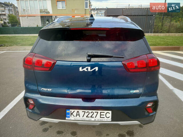 Синий Киа Niro, объемом двигателя 1.58 л и пробегом 40 тыс. км за 19900 $, фото 3 на Automoto.ua