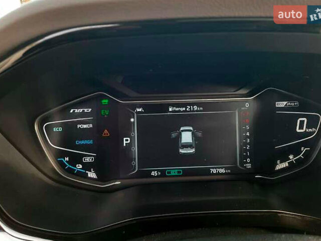 Синий Киа Niro, объемом двигателя 1.58 л и пробегом 85 тыс. км за 16400 $, фото 35 на Automoto.ua
