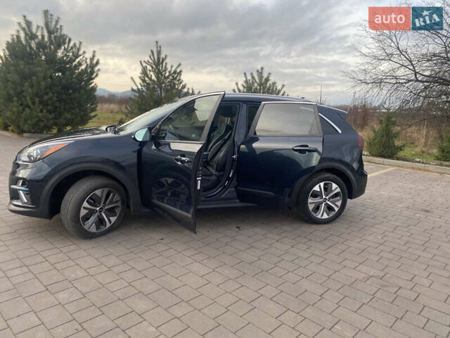 Синій Кіа Niro, об'ємом двигуна 0 л та пробігом 164 тис. км за 20600 $, фото 18 на Automoto.ua