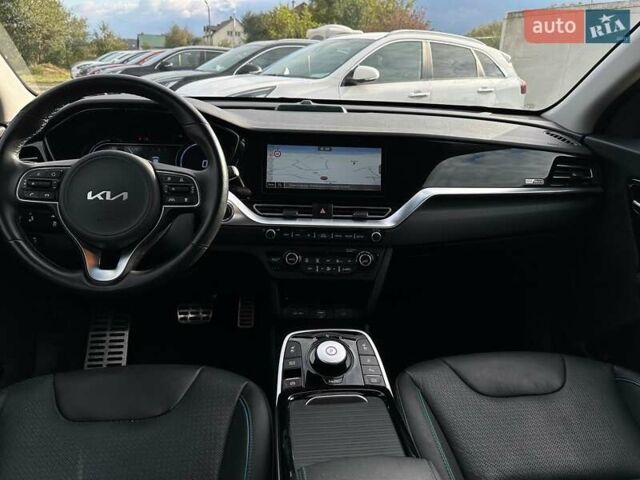 Синий Киа Niro, объемом двигателя 0 л и пробегом 75 тыс. км за 23200 $, фото 34 на Automoto.ua