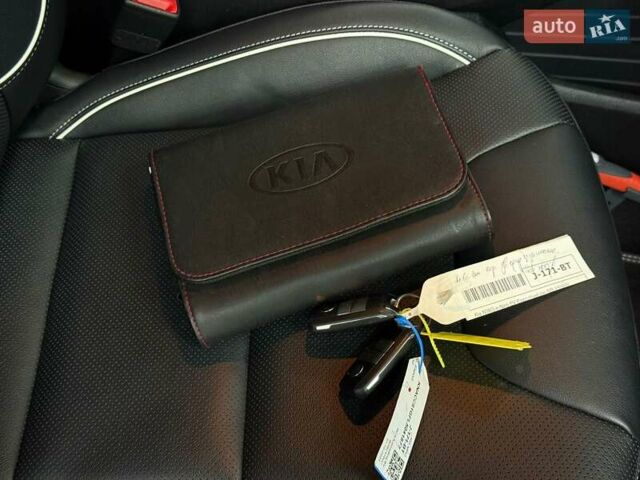 Синий Киа Niro, объемом двигателя 0 л и пробегом 130 тыс. км за 19037 $, фото 25 на Automoto.ua