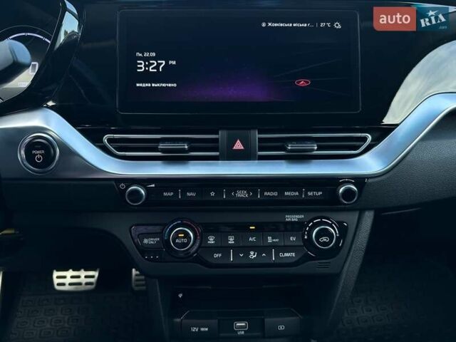Синий Киа Niro, объемом двигателя 0 л и пробегом 53 тыс. км за 24900 $, фото 64 на Automoto.ua