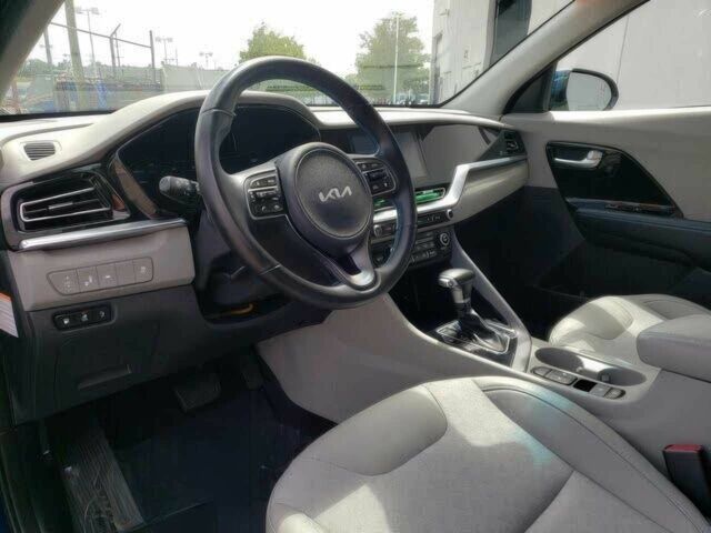 Синий Киа Niro, объемом двигателя 1.6 л и пробегом 24 тыс. км за 11900 $, фото 7 на Automoto.ua