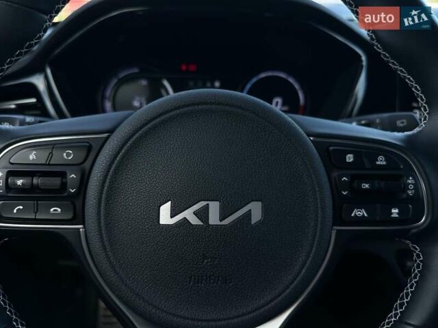 Синий Киа Niro, объемом двигателя 0 л и пробегом 53 тыс. км за 24900 $, фото 51 на Automoto.ua