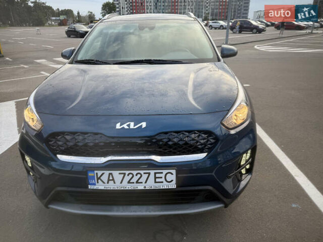 Синий Киа Niro, объемом двигателя 1.58 л и пробегом 40 тыс. км за 19900 $, фото 1 на Automoto.ua