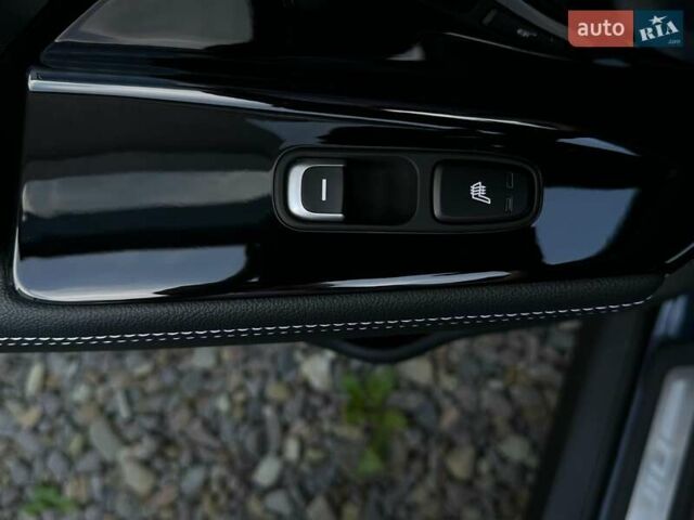 Синий Киа Niro, объемом двигателя 0 л и пробегом 53 тыс. км за 24900 $, фото 16 на Automoto.ua