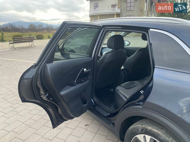 Синій Кіа Niro, об'ємом двигуна 0 л та пробігом 164 тис. км за 20600 $, фото 13 на Automoto.ua