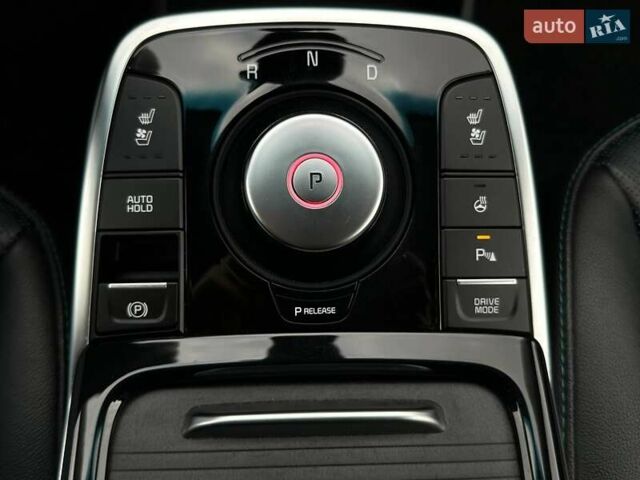 Синій Кіа Niro, об'ємом двигуна 0 л та пробігом 71 тис. км за 24900 $, фото 69 на Automoto.ua