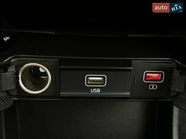 Синій Кіа Niro, об'ємом двигуна 0 л та пробігом 71 тис. км за 24900 $, фото 60 на Automoto.ua