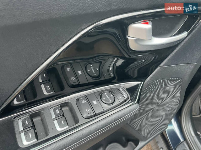 Синий Киа Niro, объемом двигателя 0 л и пробегом 95 тыс. км за 17900 $, фото 21 на Automoto.ua