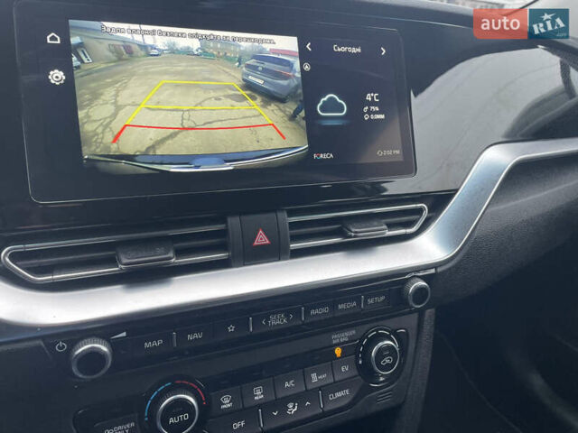 Синий Киа Niro, объемом двигателя 0 л и пробегом 95 тыс. км за 17900 $, фото 35 на Automoto.ua
