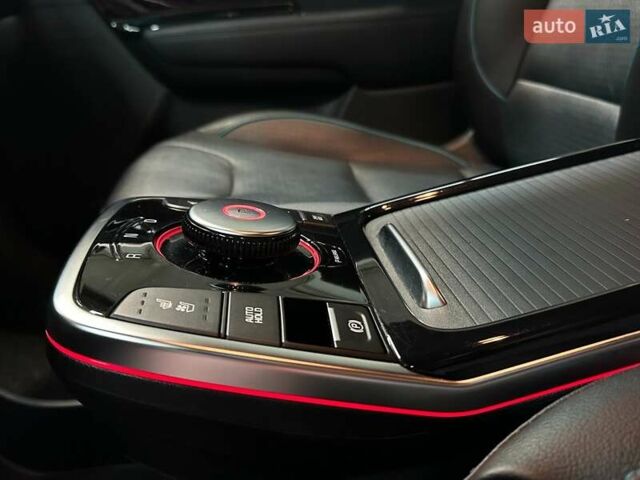 Синій Кіа Niro, об'ємом двигуна 0 л та пробігом 71 тис. км за 24900 $, фото 8 на Automoto.ua