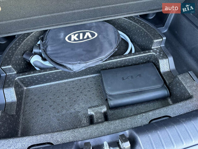 Синий Киа Niro, объемом двигателя 0 л и пробегом 95 тыс. км за 21100 $, фото 41 на Automoto.ua