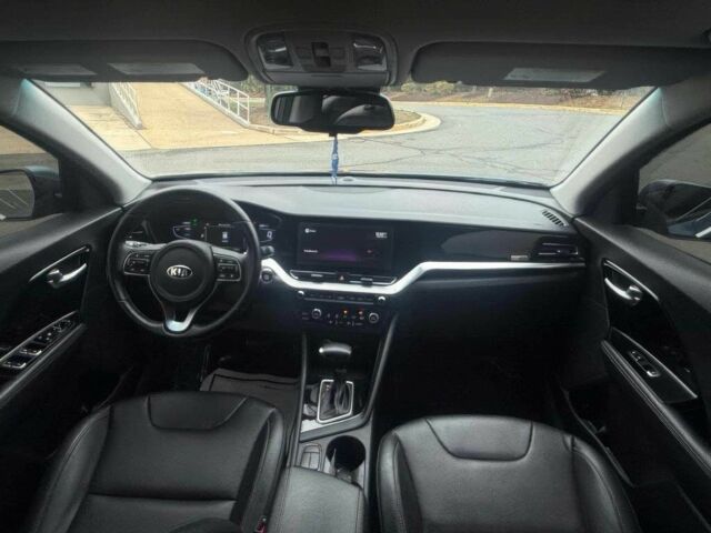 Синій Кіа Niro, об'ємом двигуна 1.6 л та пробігом 19 тис. км за 11200 $, фото 8 на Automoto.ua