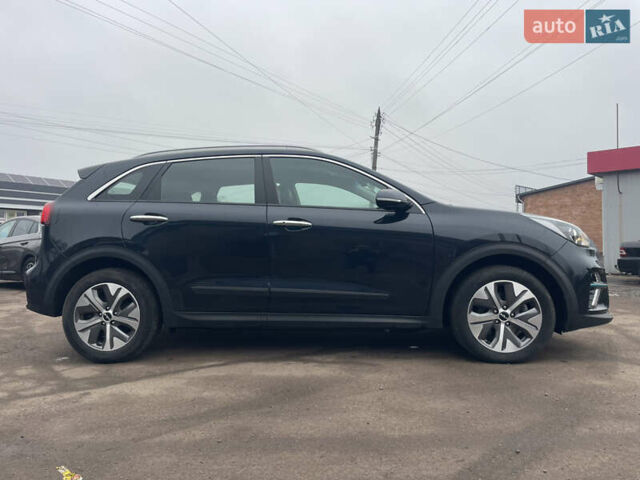 Синий Киа Niro, объемом двигателя 0 л и пробегом 95 тыс. км за 17900 $, фото 7 на Automoto.ua