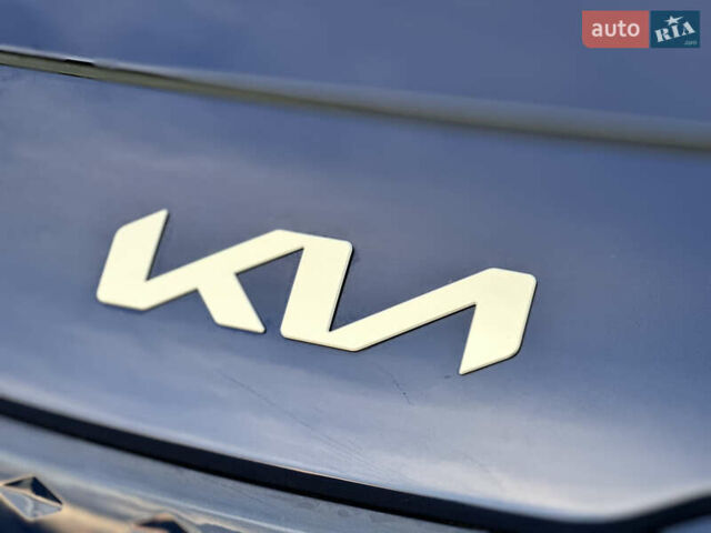 Синий Киа Niro, объемом двигателя 0 л и пробегом 108 тыс. км за 19400 $, фото 18 на Automoto.ua