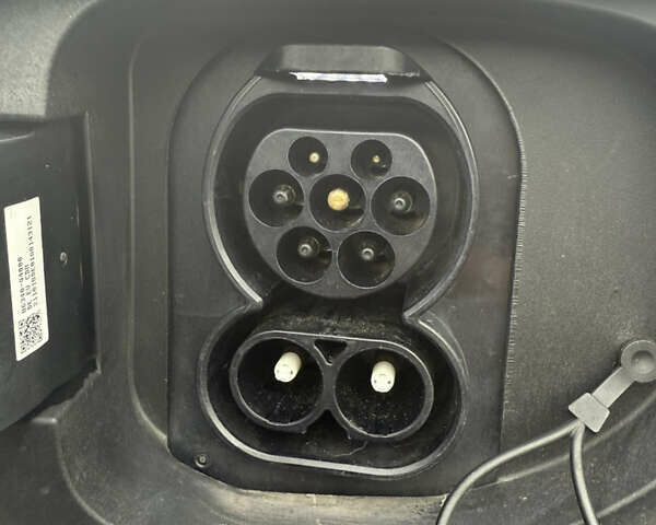 Синій Кіа Niro, об'ємом двигуна 0 л та пробігом 47 тис. км за 24400 $, фото 18 на Automoto.ua