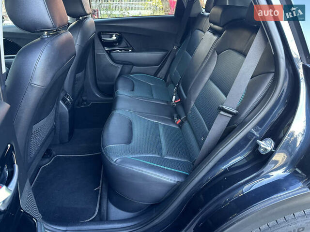Синий Киа Niro, объемом двигателя 0 л и пробегом 95 тыс. км за 21100 $, фото 43 на Automoto.ua