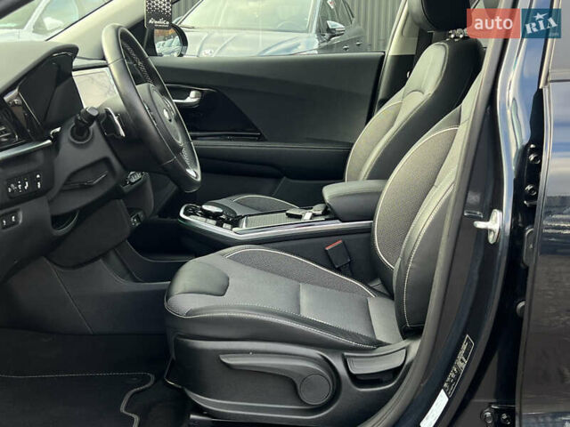 Синий Киа Niro, объемом двигателя 0 л и пробегом 77 тыс. км за 21606 $, фото 29 на Automoto.ua
