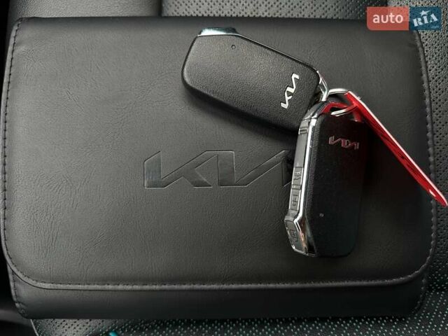 Синій Кіа Niro, об'ємом двигуна 0 л та пробігом 71 тис. км за 24900 $, фото 78 на Automoto.ua