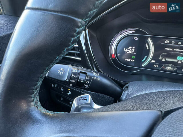 Синий Киа Niro, объемом двигателя 0 л и пробегом 95 тыс. км за 21100 $, фото 18 на Automoto.ua