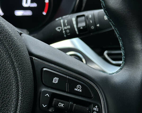 Синий Киа Niro, объемом двигателя 0 л и пробегом 44 тыс. км за 21700 $, фото 48 на Automoto.ua