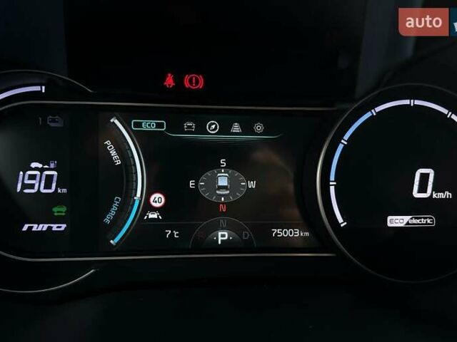 Синій Кіа Niro, об'ємом двигуна 0 л та пробігом 75 тис. км за 23200 $, фото 41 на Automoto.ua