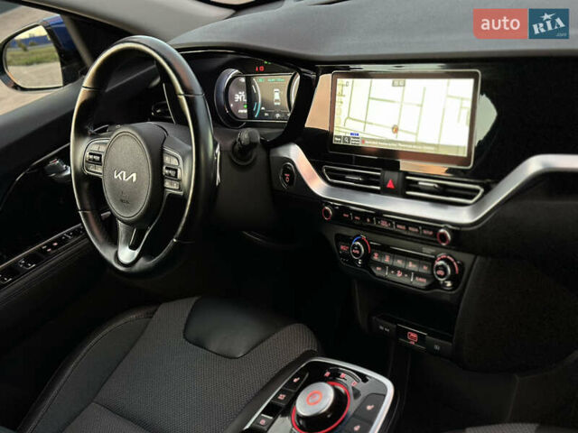 Синий Киа Niro, объемом двигателя 0 л и пробегом 108 тыс. км за 19400 $, фото 54 на Automoto.ua