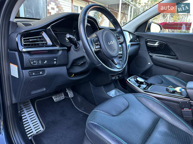 Синий Киа Niro, объемом двигателя 0 л и пробегом 95 тыс. км за 21100 $, фото 26 на Automoto.ua